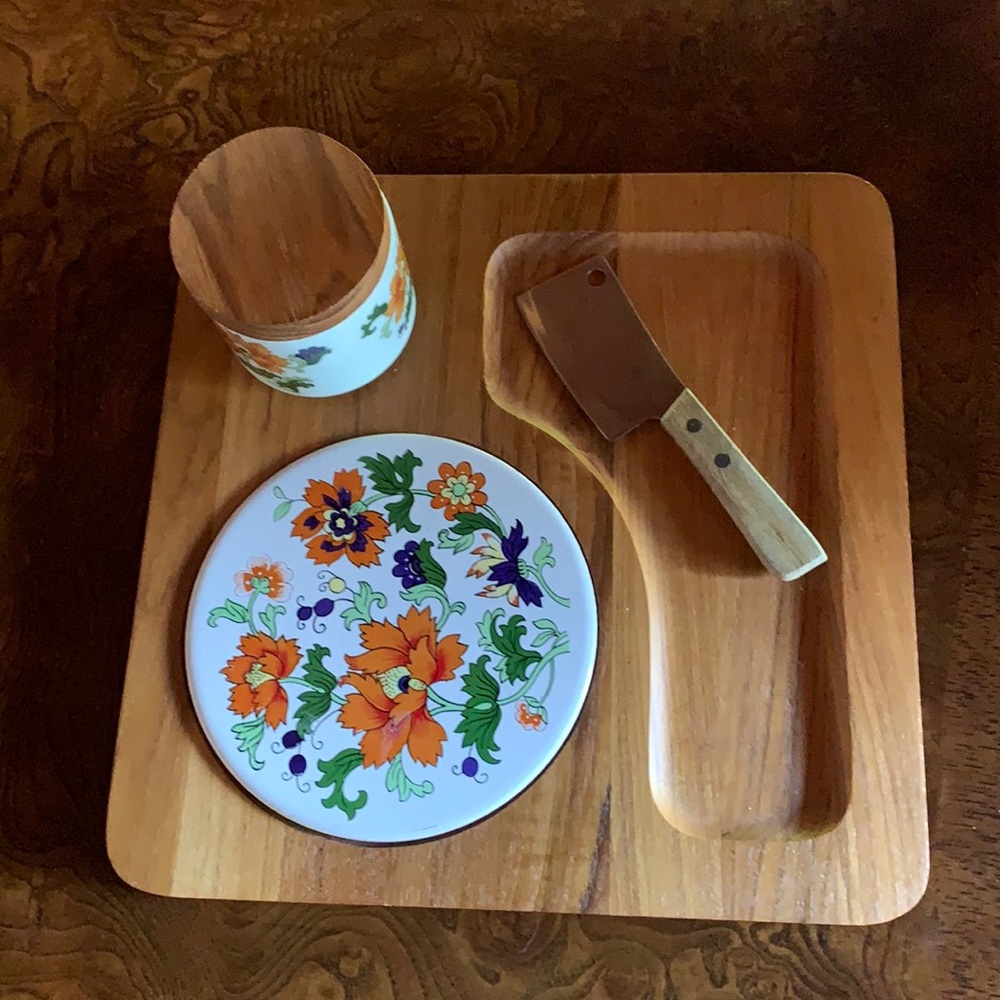 Teak wood appetizer plate